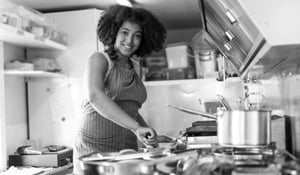 300x175smallbizlady