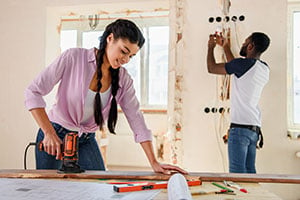 couple working on home improvement project