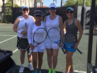 Women 4 Tennis